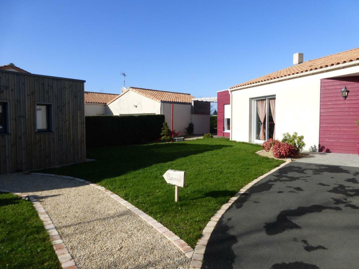 La cabane du Bonheur Les Herbiers Eksteriør billede